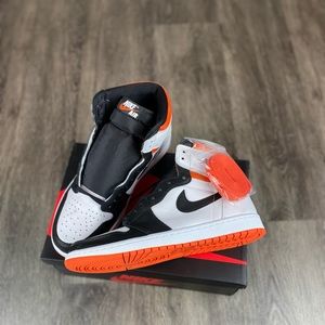 Air Jordan Retro 1s High